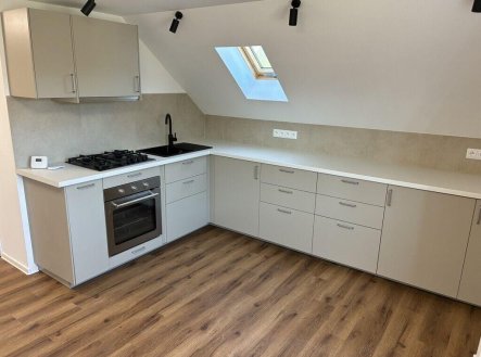 Pronájem bytu, 2+1, 70 m²