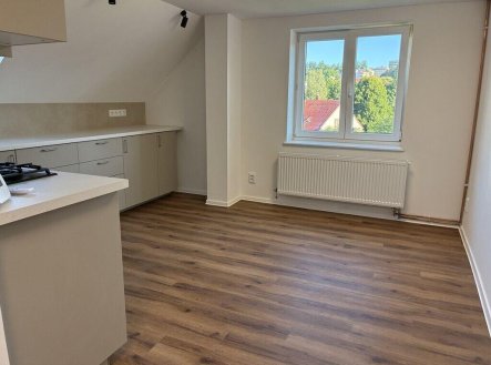 Pronájem bytu, 2+1, 70 m²