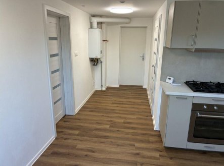 Pronájem bytu, 2+1, 70 m²