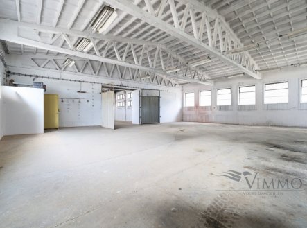 Pronájem komerčního objektu, sklad, 18 100 m²