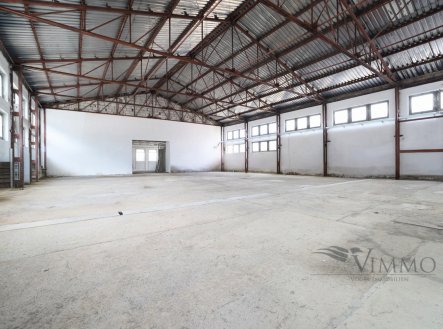 Pronájem komerčního objektu, sklad, 18 100 m²