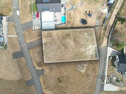 Prodej pozemku pro bydlení, 1 070 m²
