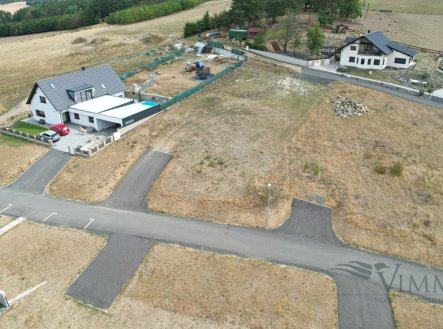 Prodej pozemku pro bydlení, 1 070 m²