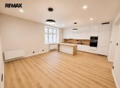 Pronájem bytu, 3+kk, 104 m²