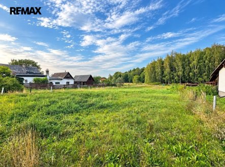 Prodej pozemku pro bydlení, 2 758 m²
