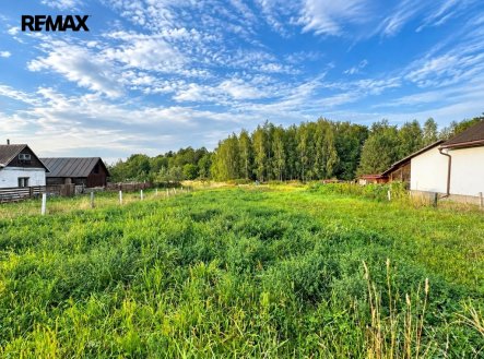 Prodej pozemku pro bydlení, 2 758 m²
