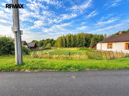Prodej pozemku pro bydlení, 2 758 m²