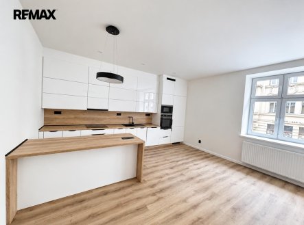 Pronájem bytu, 3+1, 88 m²
