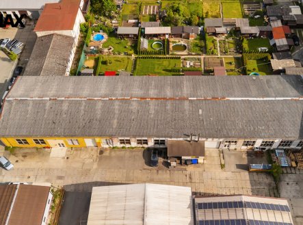 Pronájem skladu, 1 500 m²