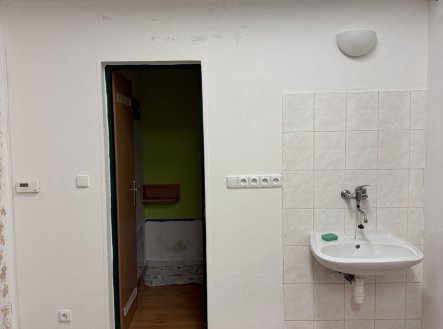 Pronájem obchodní prostory, 41 m²