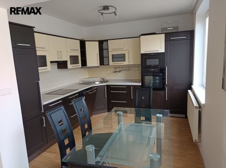 Prodej bytu, 3+kk, 85 m²