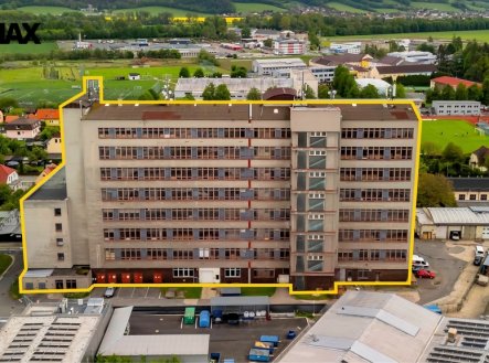 Pronájem skladu, 3 200 m²