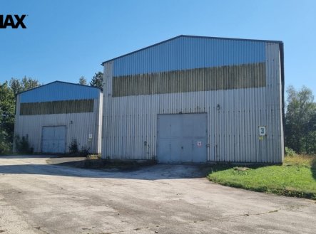 Pronájem skladu, 1 000 m²