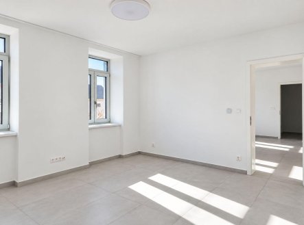 Pronájem bytu, 3+1, 126 m²