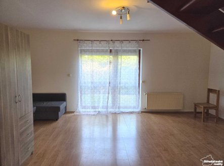 Pronájem domu/vily, 160 m²