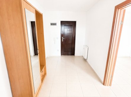 Pronájem bytu, 1+kk, 35 m²
