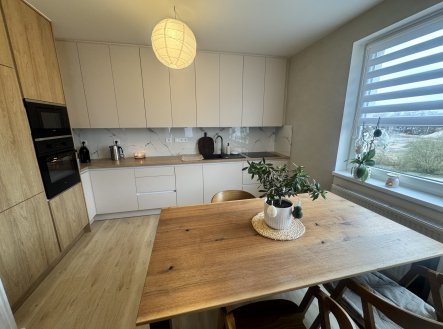 Prodej bytu, 3+kk, 76 m²