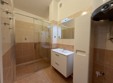 Pronájem bytu, 3+kk, 75 m²