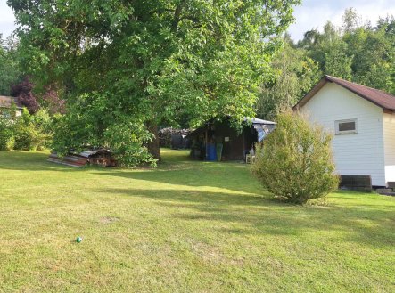 Prodej pozemku pro bydlení, 1 305 m²