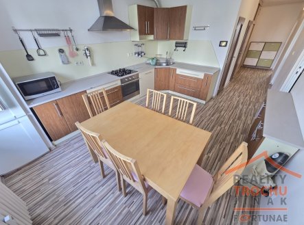 Prodej bytu, 2+1, 81 m²