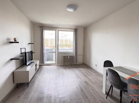 Pronájem bytu, 1+kk, 35 m²