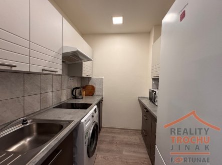 Pronájem bytu, 1+kk, 35 m²