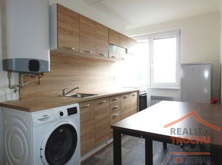 Pronájem bytu, 2+1, 43 m²