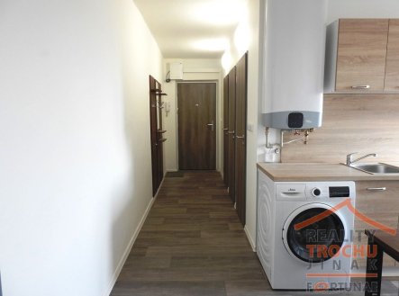 Pronájem bytu, 2+1, 43 m²