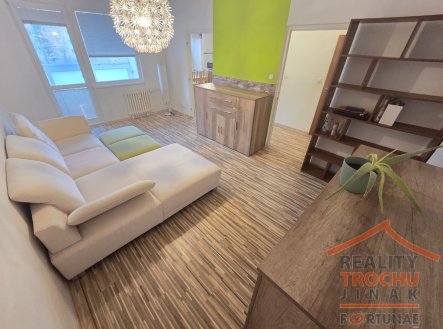 Pronájem bytu, 4+1, 80 m²