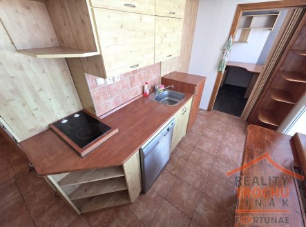 Pronájem bytu, 4+1, 80 m²
