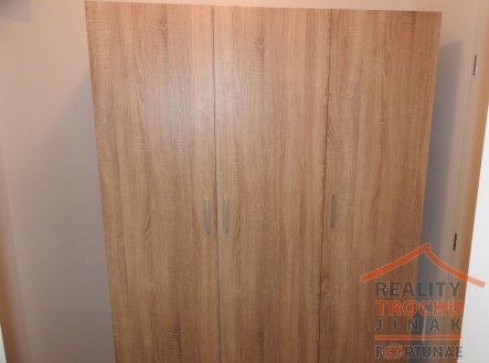 Pronájem bytu, 1+kk, 34 m²