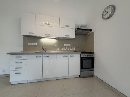 Pronájem domu/vily, 42 m²