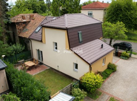 Pronájem domu/vily, 140 m²