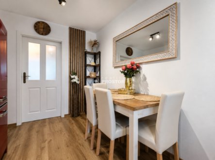 Prodej bytu, 2+1, 66 m²