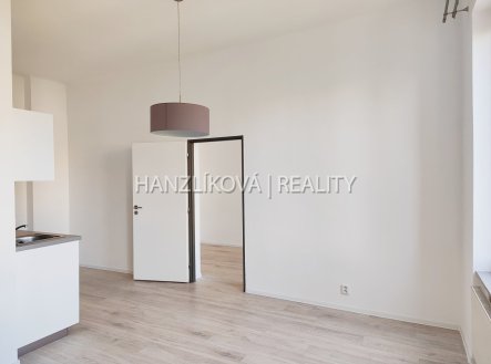 Pronájem bytu, 2+kk, 40 m²