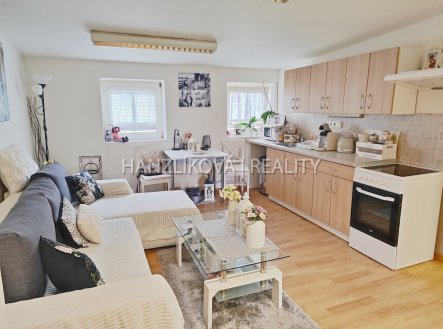Pronájem bytu, 2+kk, 62 m²