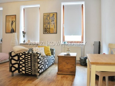 Pronájem bytu, 1+kk, 36 m² obrázek