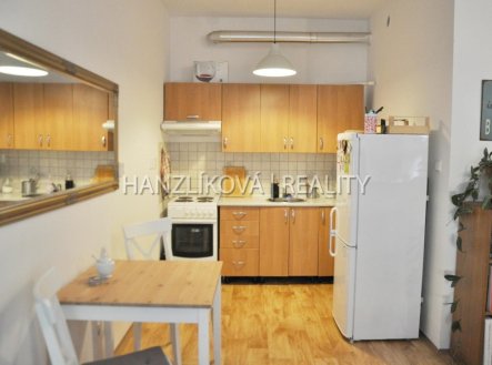Pronájem bytu, 1+kk, 36 m²