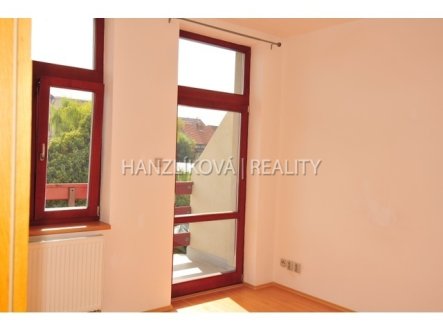 Pronájem bytu, 1+1, 27 m²