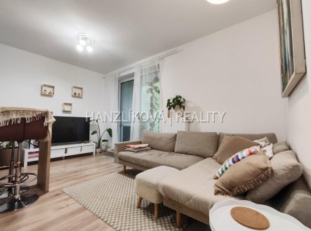 Pronájem bytu, 2+kk, 48 m²