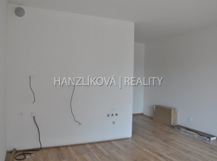 Pronájem bytu, 1+kk, 28 m²