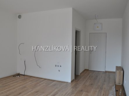 Pronájem bytu, 1+kk, 28 m²