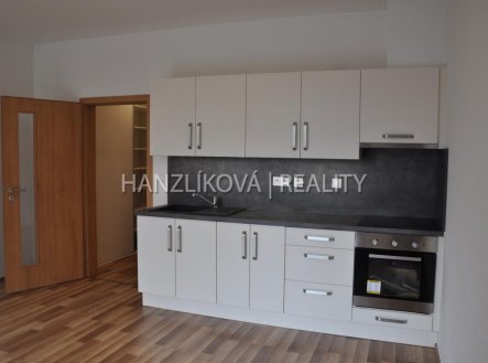 Pronájem bytu, 1+kk, 30 m²