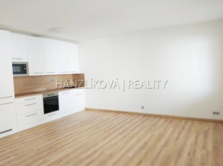 Pronájem bytu, 1+kk, 40 m²