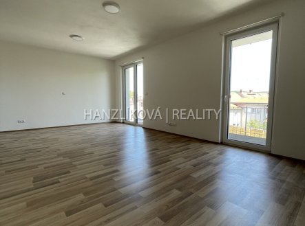 Pronájem bytu, 2+kk, 52 m²