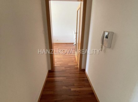 Pronájem bytu, 2+kk, 40 m²
