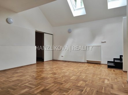 Pronájem bytu, 3+kk, 105 m²