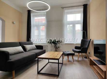 Pronájem bytu, 2+1, 75 m² obrázek