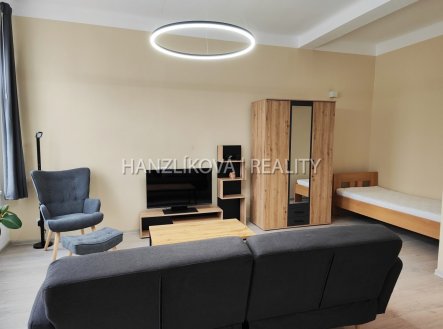 Pronájem bytu, 2+1, 75 m²