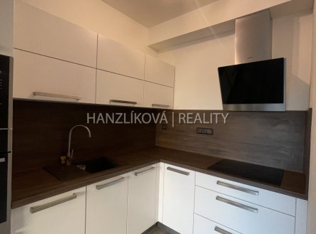 Pronájem bytu, 2+kk, 57 m²
